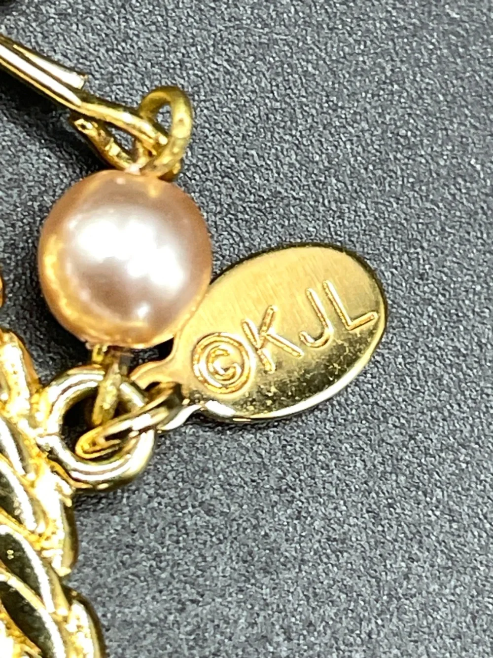 KJL Kenneth J Lane Bracelet Pink Glass Pearl 3 Strand Adjustable up to 9" - Picture 12 of 12
